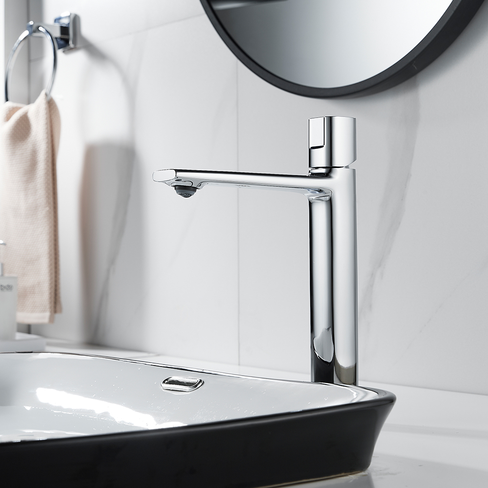 Смеситель для раковины высокий Maretti Lorenza LR32RF842-V, хром