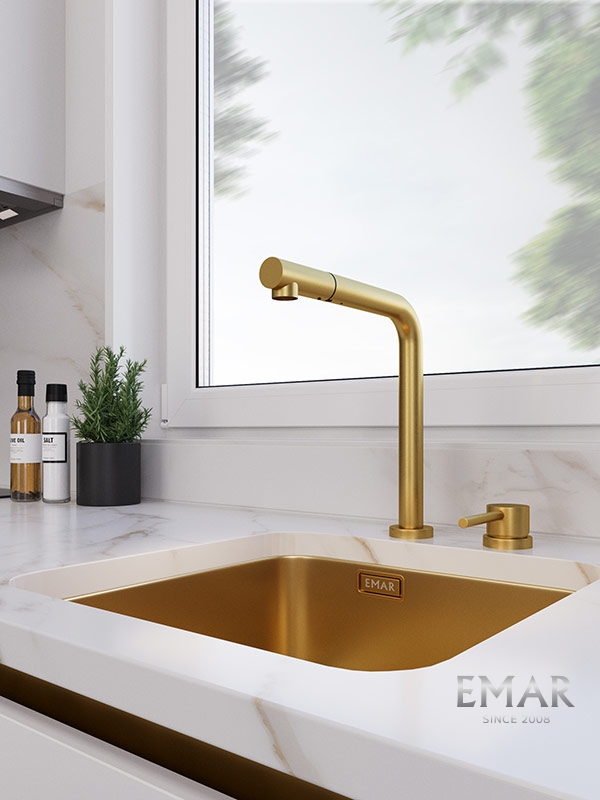 Смеситель кухонный EMAR ЕС - 7027 PVD Golden под окно с вытяжной лейкой