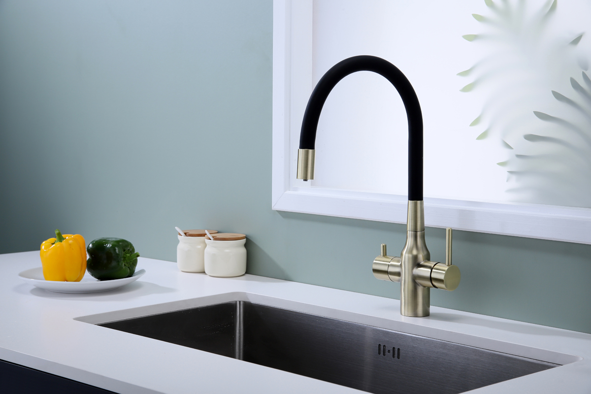 Смеситель для кухни Paulmark SALIX, бронза, Sa213419-BR