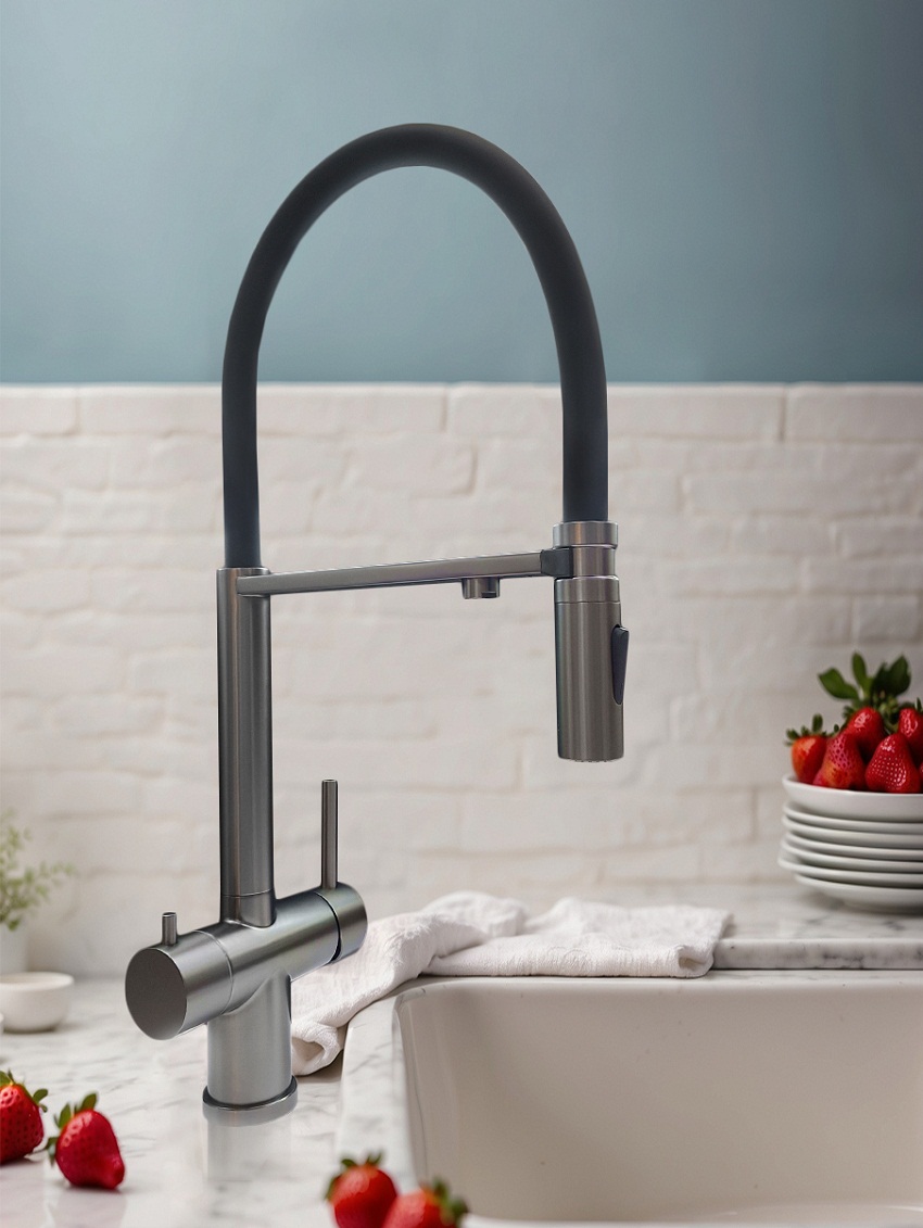 Смеситель для кухни с гибким изливом ALTROBAGNO Флуссо (Flusso) 050203 GM