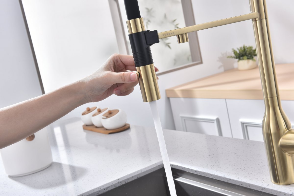 Смеситель для кухни Paulmark MAGNETO ONE, светлое золото, Ma213188-LG