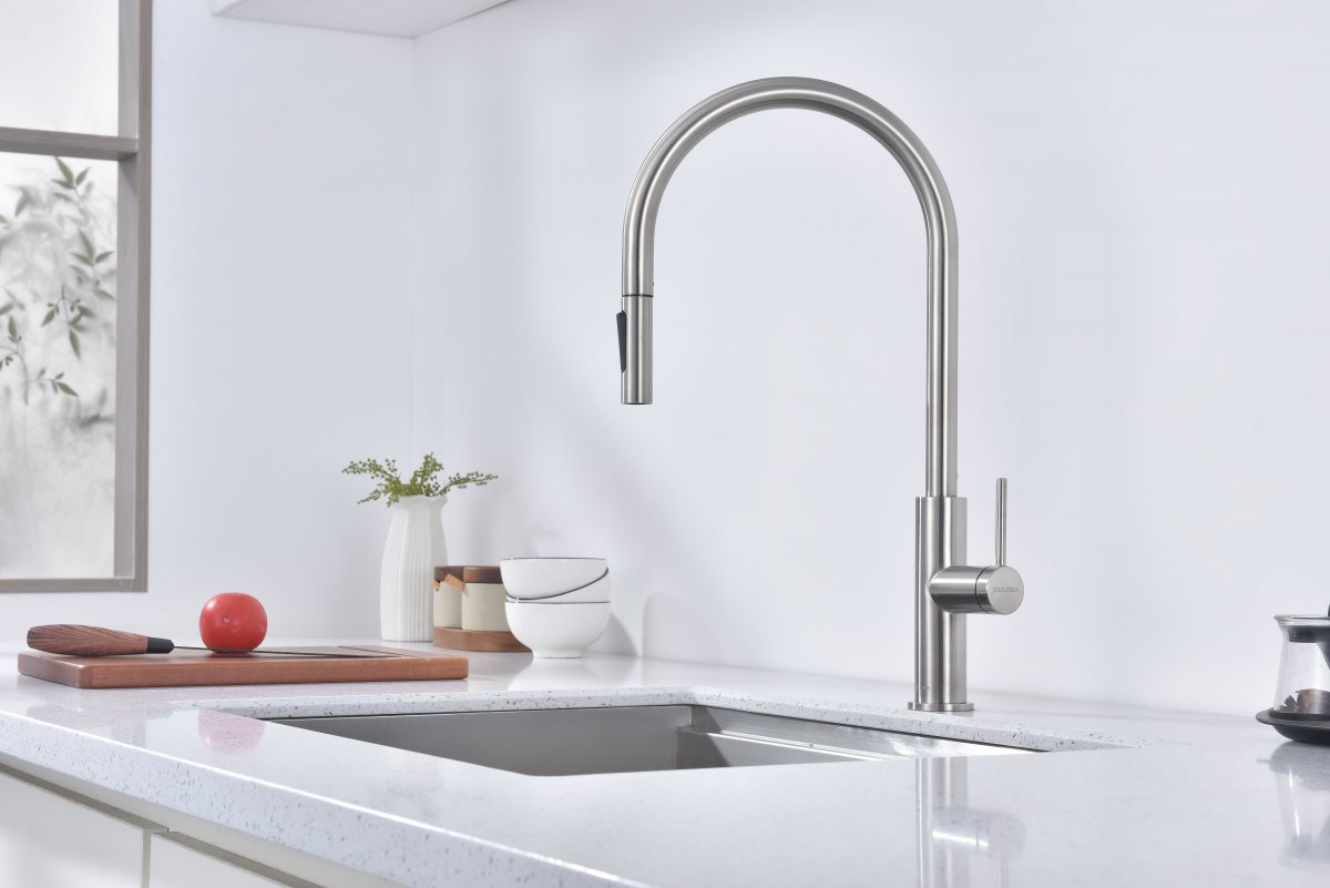 Смеситель для кухни Paulmark SENSO, брашированная сталь, Se215180-BS