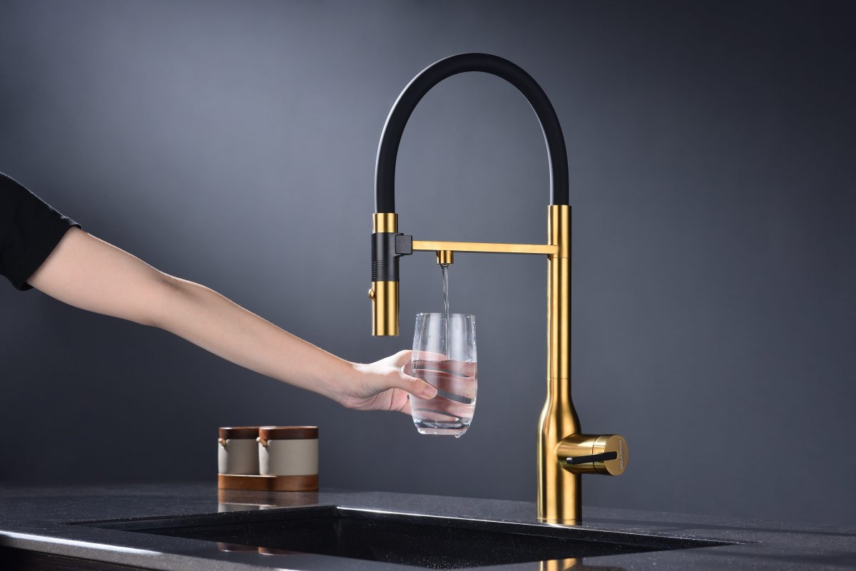 Смеситель для кухни Paulmark MAGNETO ONE, брашированное золото, Ma213188-BG