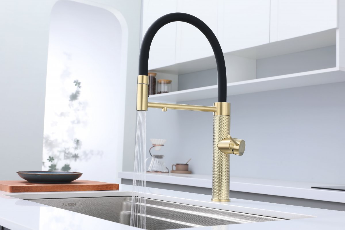 Смеситель для кухни Paulmark GANYMEDE DIAMOND, светлое золото, Gd613199-LG