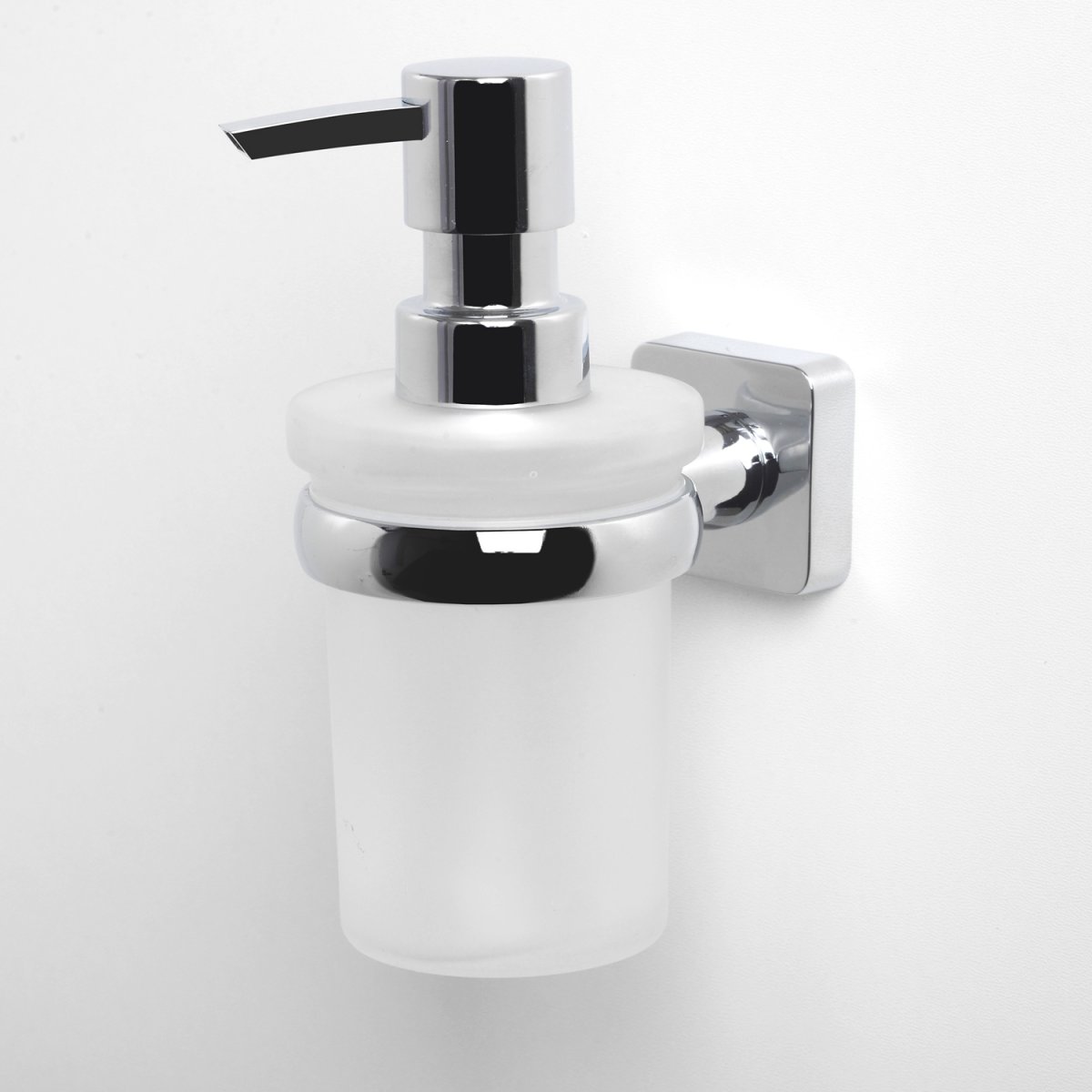 https://wasserkraft.ru/static/uploads/bttree/productImages/8092/4_6599_sh.jpg
