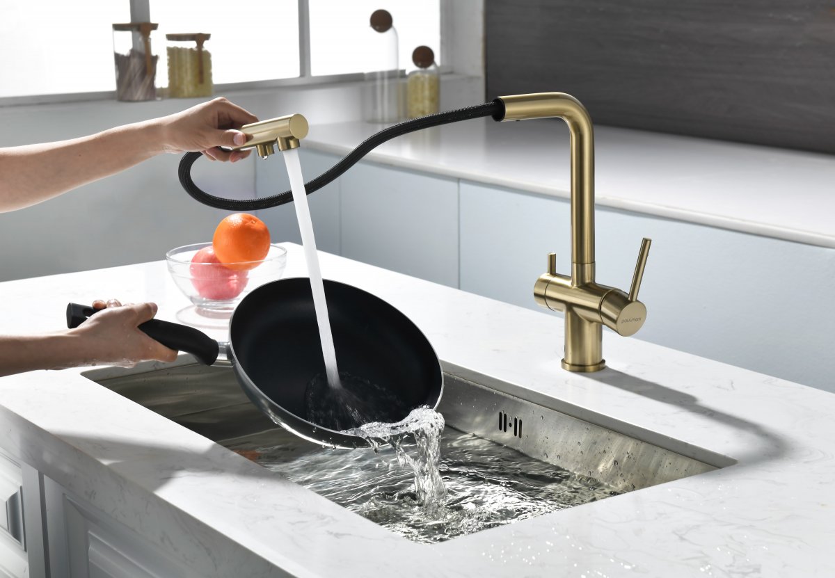 Смеситель для кухни Paulmark SERPENTINE, светлое золото, Se213222-LG