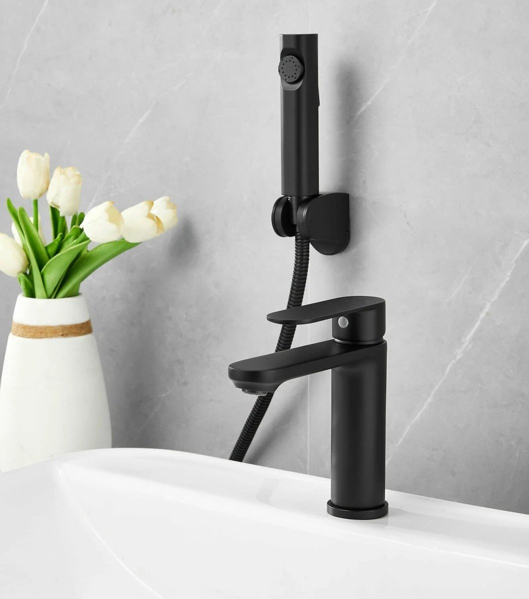 Смеситель для раковины с гигиеническим душем Maretti Florenza Black FLG32RF28, черный