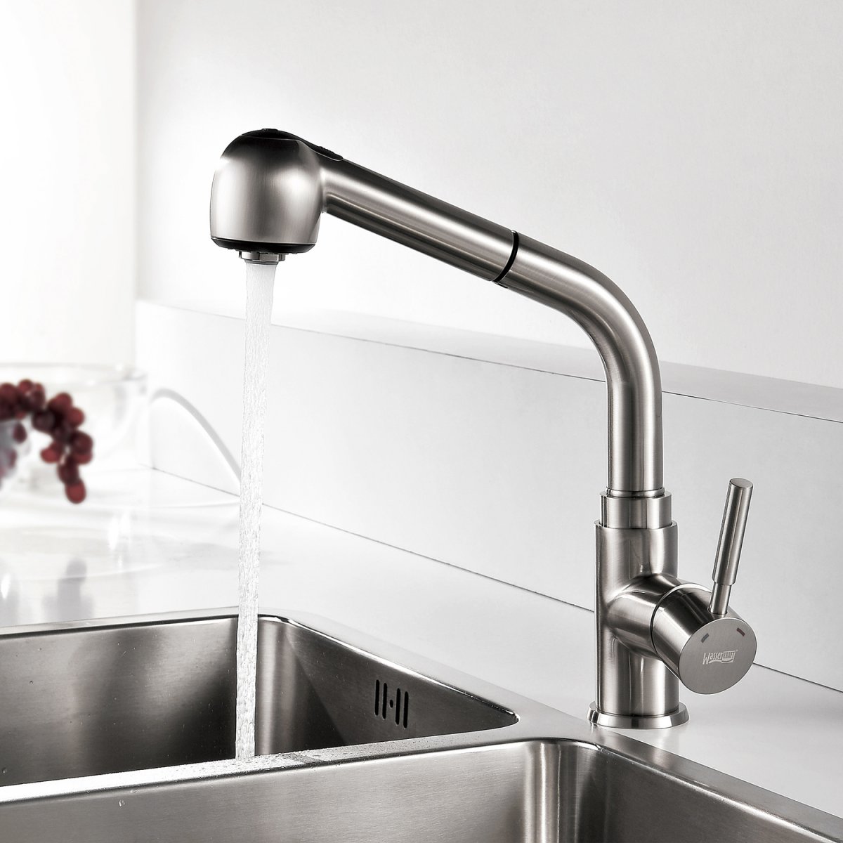 Смеситель для кухни WasserKraft с выдвижной лейкой Wern 4266